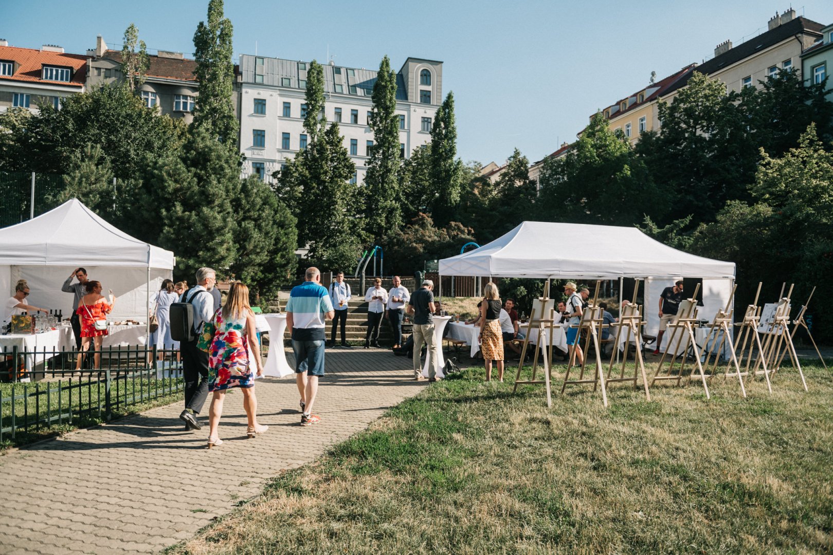 Incontro dei proprietari in piazza Žižkov 24. 7. 2019