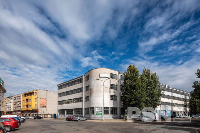 Parking náměstí 5. května, Hradec Králové