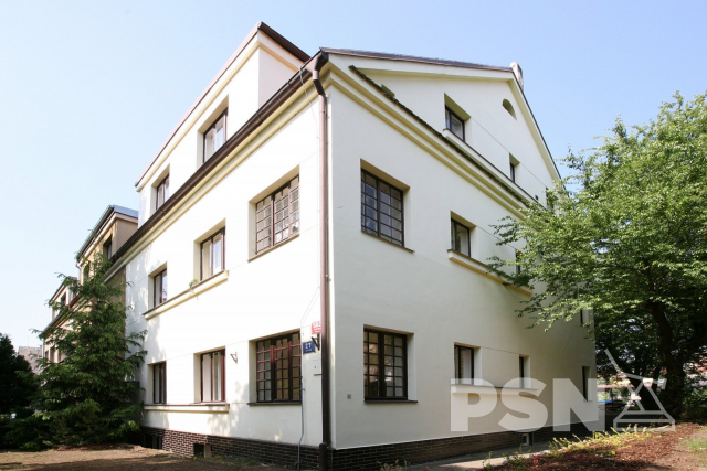 Pronájem bytu na Praze 8 Služská 27, Kobylisy