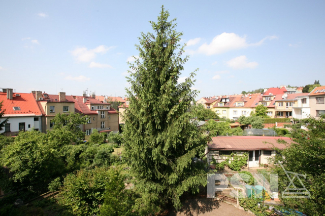 Pronájem bytu na Praze 8 Služská 27, Kobylisy