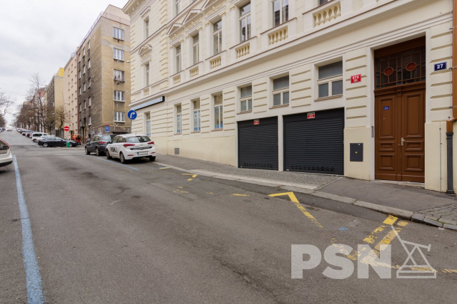 Parkovací stání - zakladač Baranova 674/27, Praha 3-Žižkov