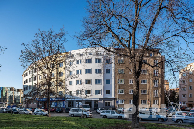 nebytová jednotka - ateliér