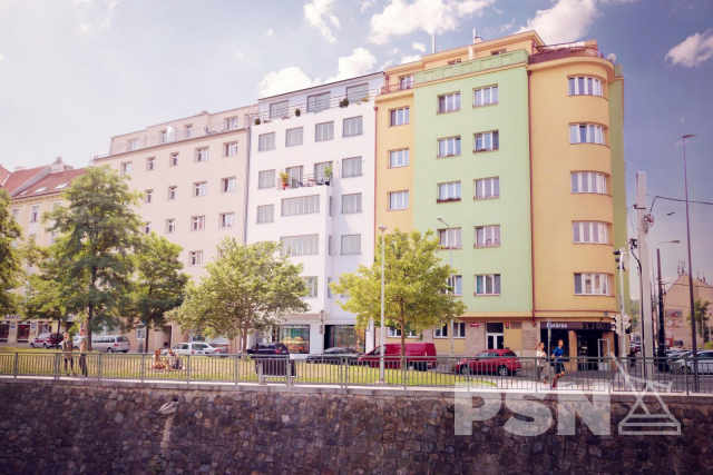 business premises náměstí Dr. Václava Holého 1057/16