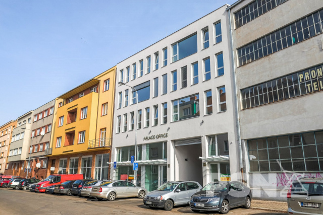Obchodní prostory v centru Hradce Králové Průmyslová 1294, Hradec Králové