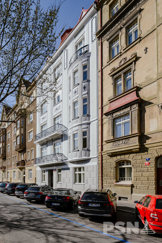 Half-built non-residential - accommodation unit Na Výšinách 900/8 - Praha 7 - Bubeneč