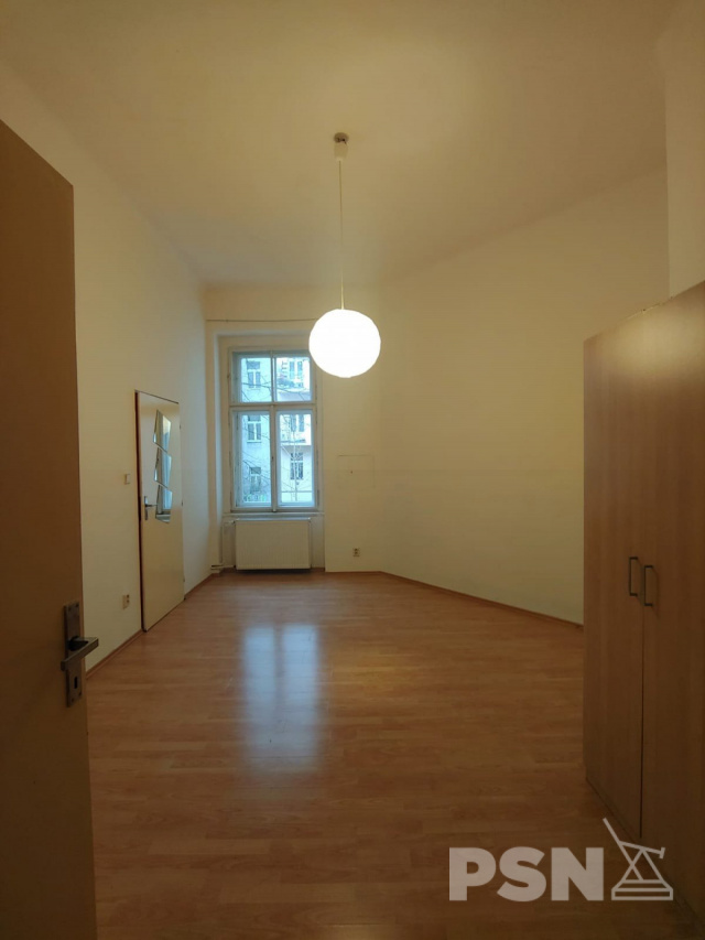 Pronájem bytu 2+kk na Vinohradech Vinohradská 1241, Praha 2