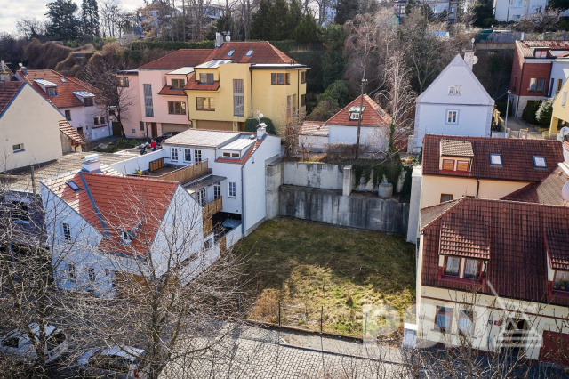 Prodej stavební parcely na&nbsp;Praze&nbsp;6 Nad Hradním vodojemem, Praha 6
