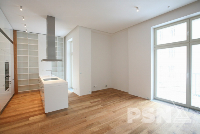 Flat for&nbsp;rent 2+kk with&nbsp;balcony Laubova 5, Praha 3