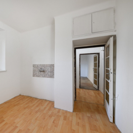 Residential unit No. 1 with&nbsp;the&nbsp;layout of 1 room +1 kitchen has a&nbsp;floor area of 40.2 m². 